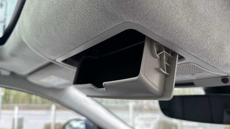 Jaguar F-Pace 2.0d Portfolio 5dr Auto AWD Diesel Estate